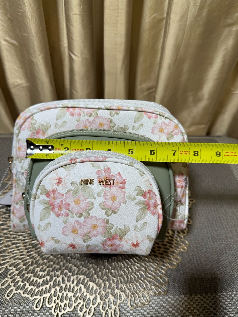 Nine West White Floral & Sage Cosmetic Trio - Picture 5 of 7